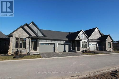 13 Peachtree Lane, Niagara-On-The-Lake (108 - Virgil), ON - Outdoor With Facade