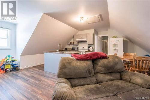588 Guthrie Road, Bloomfield, NB - Indoor Photo Showing Living Room