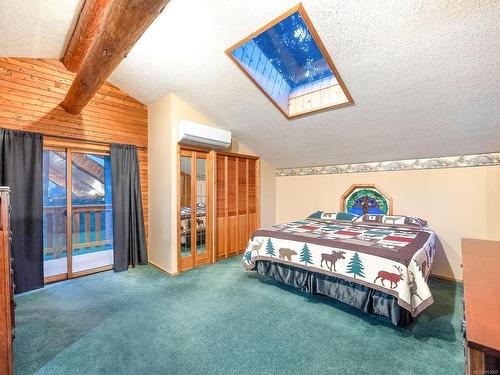 2450 Mill Rd, Nanaimo, BC - Indoor Photo Showing Other Room