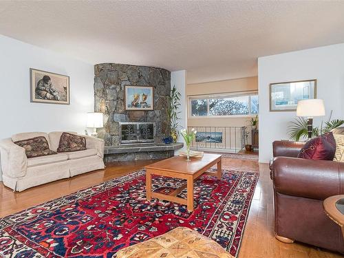 1436 Merritt Pl, Victoria, BC - Indoor Photo Showing Living Room With Fireplace
