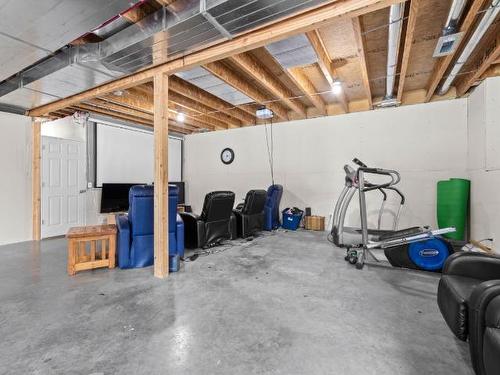 2620 Rose Hill Road, Kamloops, BC - Indoor Photo Showing Basement