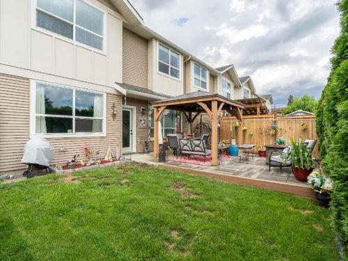 107-1923 Parkcrest Ave, Kamloops, BC - Outdoor