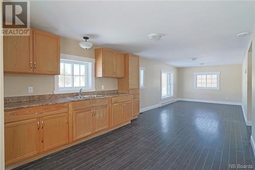5684 Route 10, Hardwood Ridge, NB - Indoor Photo Showing Kitchen With Double Sink