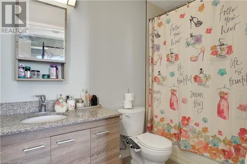 318 Spruce Street Unit# 1501, Waterloo, ON - Indoor Photo Showing Bathroom
