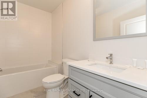 #8 -1841 Muskoka Road 118  W, Bracebridge, ON - Indoor Photo Showing Bathroom