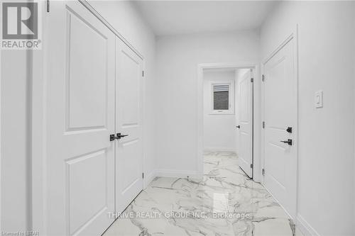 1537 Wright Cres, London, ON - Indoor Photo Showing Other Room