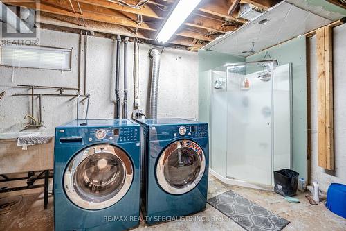 31 Jefferson Road, Brampton, ON - Indoor Photo Showing Laundry Room