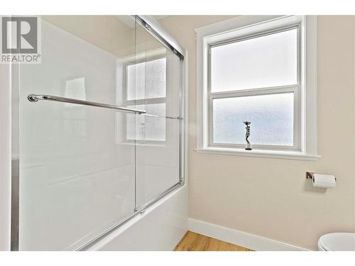 2550 Copperview Drive, Blind Bay, BC - Indoor Photo Showing Bathroom