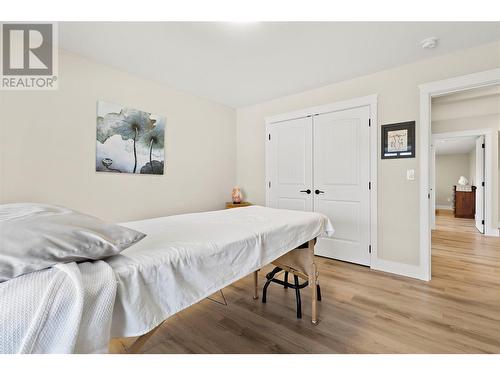 2550 Copperview Drive, Blind Bay, BC - Indoor Photo Showing Bedroom