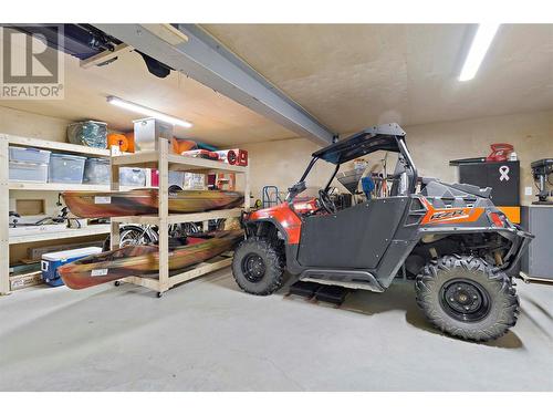 2550 Copperview Drive, Blind Bay, BC - Indoor Photo Showing Garage