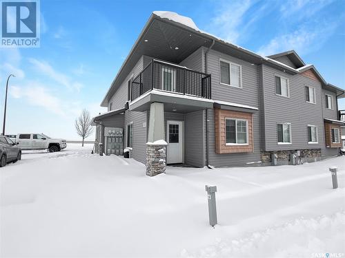 503 700 Battleford Trail, Swift Current, SK - Outdoor With Facade