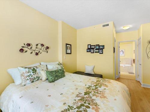 408-1947 Underhill Street, Kelowna, BC - Indoor Photo Showing Bedroom