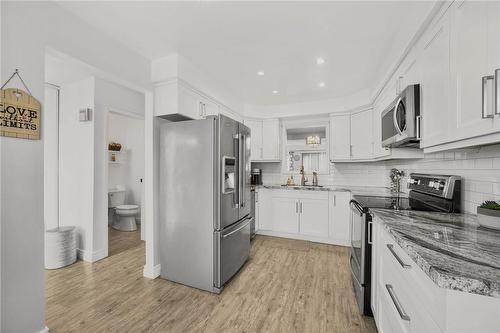 3460 South Millway|Unit #23, Mississauga, ON - Indoor Photo Showing Kitchen With Stainless Steel Kitchen With Upgraded Kitchen