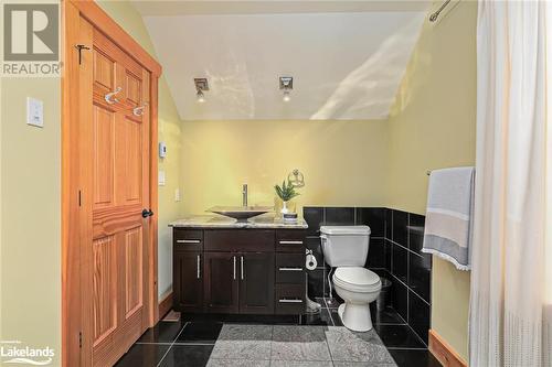 486077 Grey Road 30, Markdale, ON - Indoor Photo Showing Bathroom