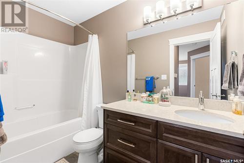 111B 108Th Street W, Saskatoon, SK - Indoor Photo Showing Bathroom