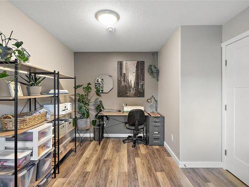 1470 Regent Pl, Cobble Hill, BC - Indoor Photo Showing Office