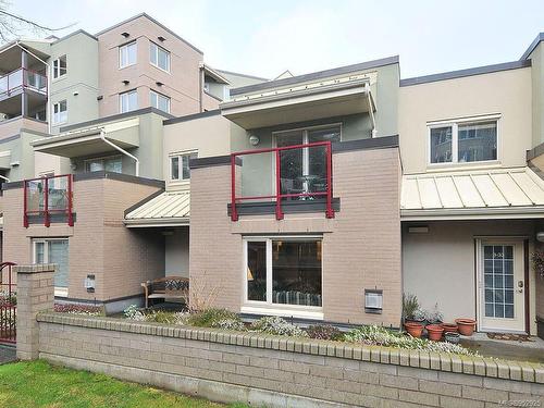 2-33 Songhees Rd Nw, Victoria, BC - Outdoor With Balcony