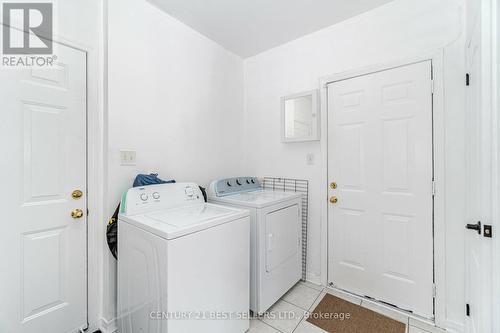 4 Beresford Cres, Brampton, ON - Indoor Photo Showing Laundry Room