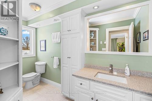 177883 Grey 18 Rd, Georgian Bluffs, ON - Indoor Photo Showing Bathroom