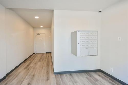 261 King Street E|Unit #303C, Stoney Creek, ON - Indoor Photo Showing Other Room