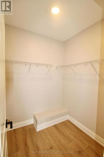 709 18Th Street, Hanover, ON - Indoor Photo Showing Other Room
