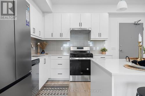 #204 -19A West St N, Kawartha Lakes, ON - Indoor Photo Showing Kitchen