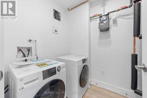 #204 -19A West St N, Kawartha Lakes, ON - Indoor Photo Showing Laundry Room