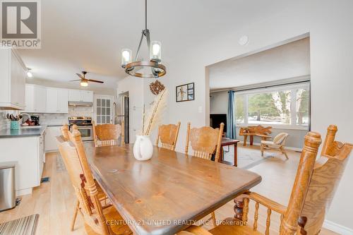 2974 Antelope Tr, Smith-Ennismore-Lakefield, ON - Indoor Photo Showing Dining Room