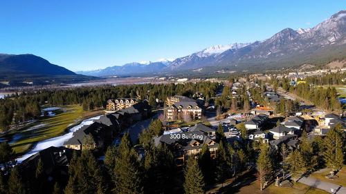 311 B - 300 Bighorn Boulevard, Radium Hot Springs, BC - Outdoor With View