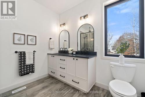 37 Deerview Drive, Quinte West, ON - Indoor Photo Showing Bathroom