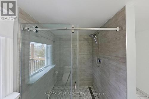 30 Bayswater Drive W, Wasaga Beach, ON - Indoor Photo Showing Bathroom
