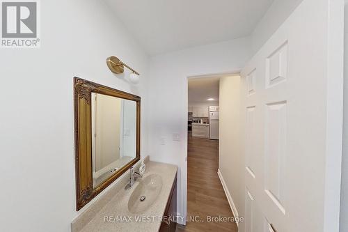 30 Bayswater Drive W, Wasaga Beach, ON - Indoor Photo Showing Other Room
