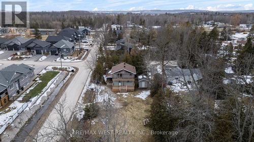 30 Bayswater Dr W, Wasaga Beach, ON - Outdoor With View