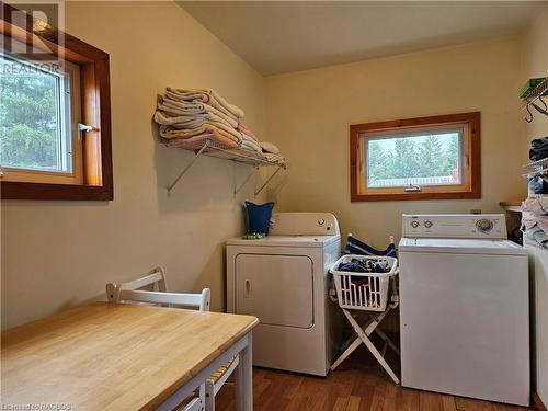 Spacious laundry room on the main floor - 49 Queen Street E, Hepworth, ON - Indoor Photo Showing Laundry Room