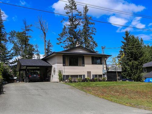 4735 Spruce Cres, Barriere, BC - Outdoor With Deck Patio Veranda