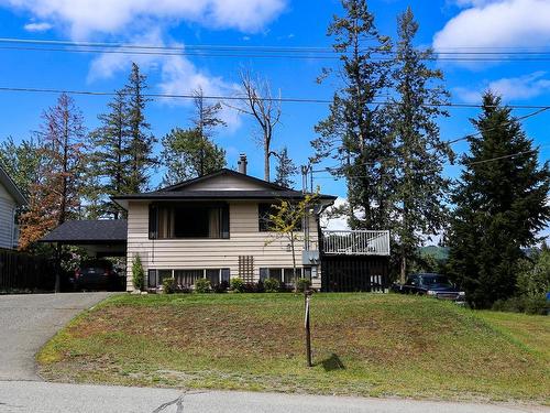 4735 Spruce Cres, Barriere, BC - Outdoor