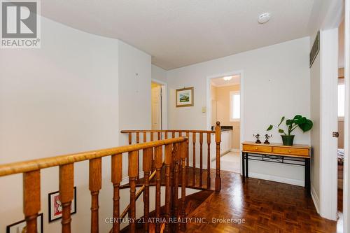 304 Essex Ave, Richmond Hill, ON - Indoor Photo Showing Other Room