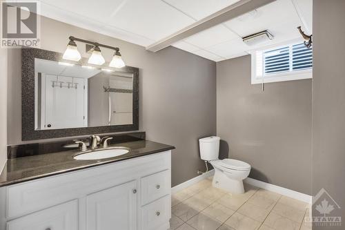 257 Sterling Avenue, Rockland, ON - Indoor Photo Showing Bathroom