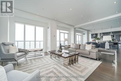 Lph01 - 56 Annie Craig Drive, Toronto, ON - Indoor Photo Showing Living Room