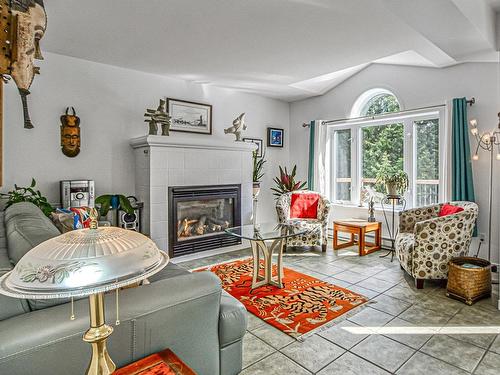 Living room - 2853  - 2855 1Er Rang De Doncaster, Val-David, QC - Indoor Photo Showing Living Room With Fireplace
