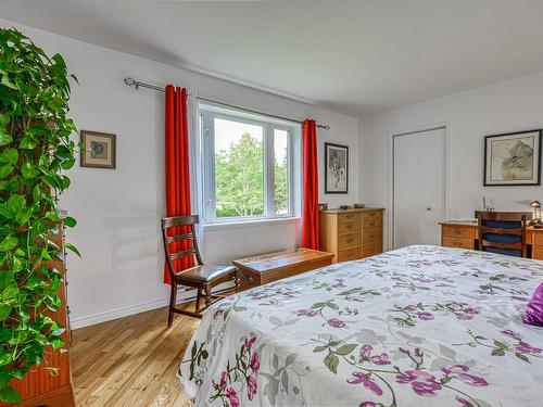 Master bedroom - 2853  - 2855 1Er Rang De Doncaster, Val-David, QC - Indoor Photo Showing Bedroom