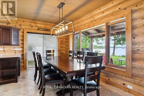 N&P - 17P Victoria Street, Sundridge, ON - Indoor Photo Showing Dining Room