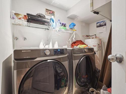 Salle de lavage - 4970  - 4974 Boul. St-Martin O., Laval (Chomedey), QC - Indoor Photo Showing Laundry Room
