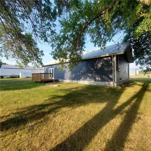 235 Dunlop Street S, Dunrea, MB - Outdoor