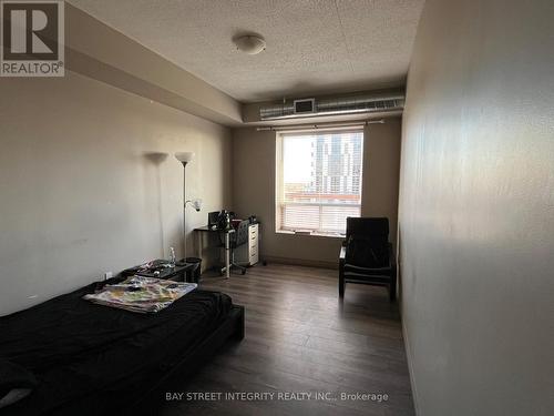 #801 -8 Hickory St W, Waterloo, ON - Indoor Photo Showing Other Room