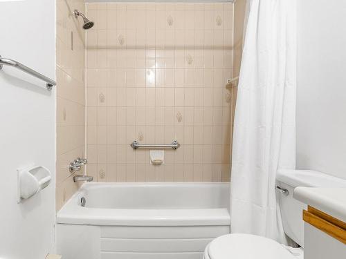 Bathroom - 101-315 Rue Villeneuve E., Montréal (Le Plateau-Mont-Royal), QC - Indoor Photo Showing Bathroom