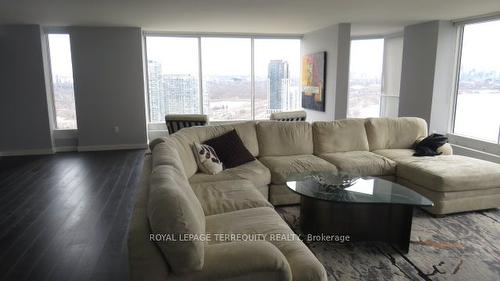 3305-2045 Lakeshore Blvd W, Toronto, ON - Indoor Photo Showing Living Room
