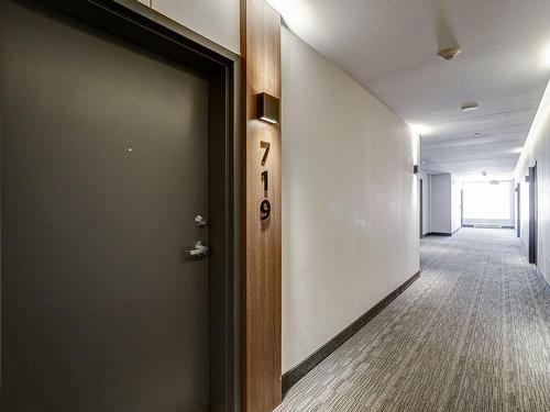 Corridor - 719-1400 Rue Lucien-Paiement, Laval (Laval-Des-Rapides), QC - Indoor Photo Showing Other Room