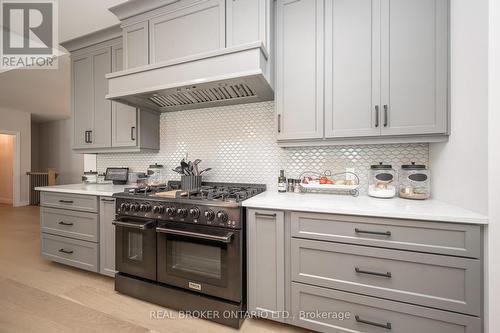 980 Webber Rd, Pelham, ON - Indoor Photo Showing Kitchen With Upgraded Kitchen