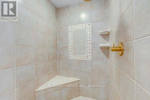 95 Bel Air Dr, Oakville, ON - Indoor Photo Showing Bathroom
